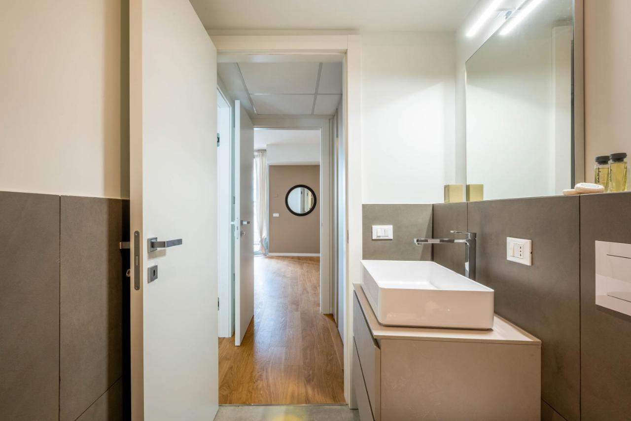Luvi - De Rolandi - Il Cortile Milano Apartment ภายนอก รูปภาพ