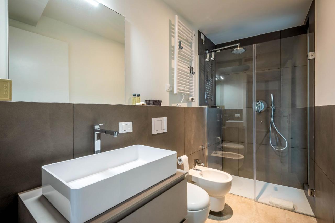 Luvi - De Rolandi - Il Cortile Milano Apartment ภายนอก รูปภาพ